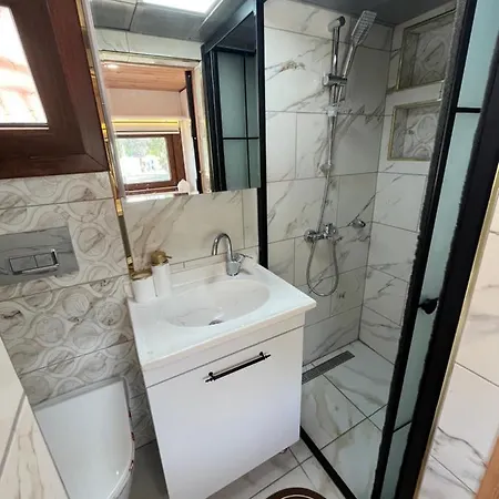 Tiny House Yazlik Ev Mavi Beyaz Icinde Ferienhaus *