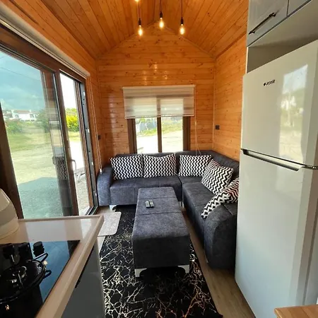 Tiny House Yazlik Ev Mavi Beyaz Icinde * Çeşme